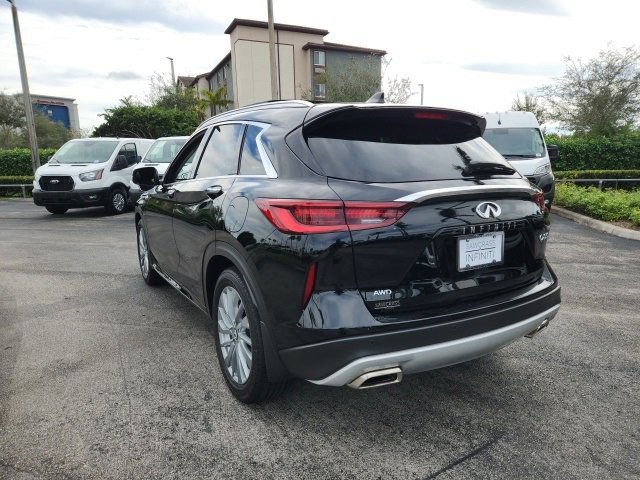Used 2025 INFINITI QX50 Luxe image 10