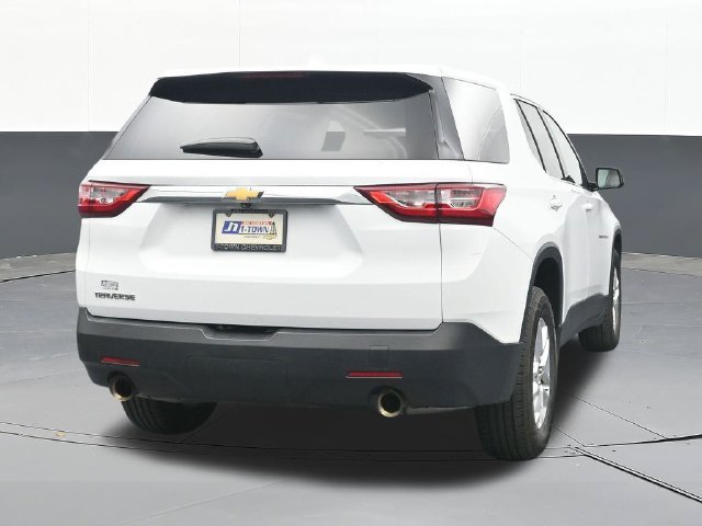 Used 2020 Chevrolet Traverse LS FWD image 12