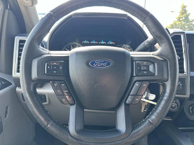 Used 2016 Ford F150 XLT w/ Equipment Group 302A Luxury AWD/4WD image 19