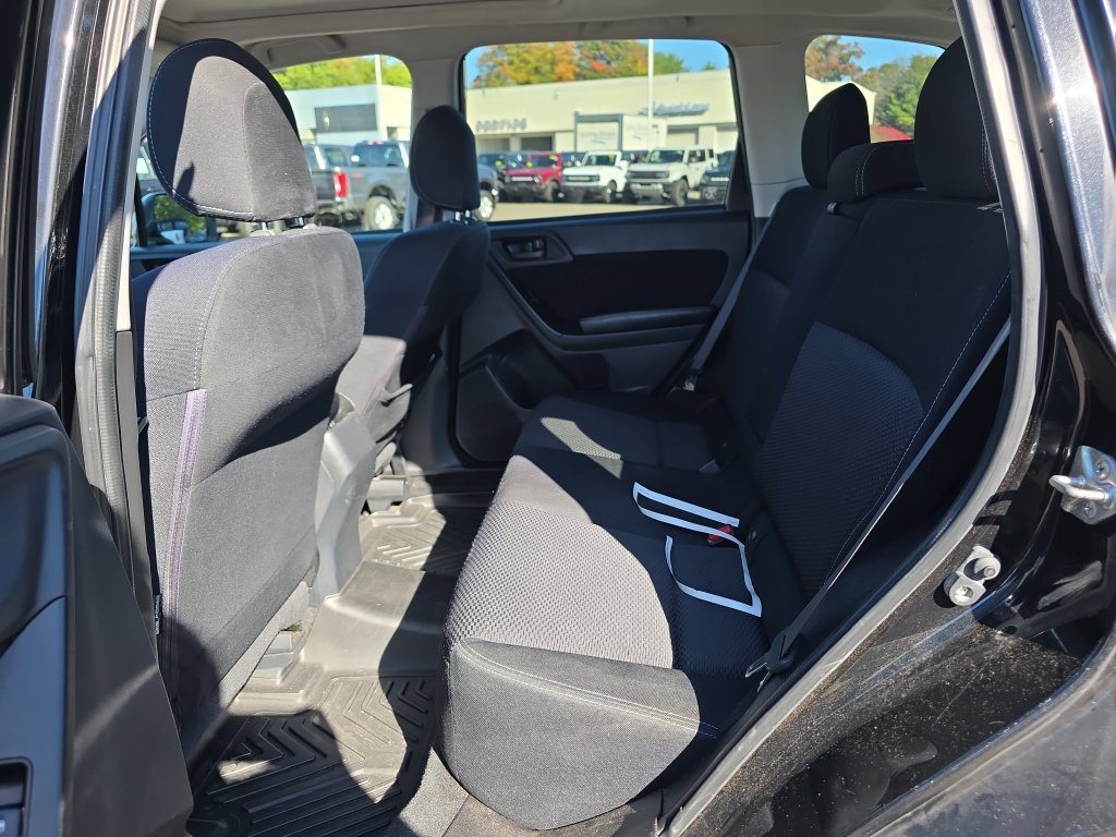 Used 2016 Subaru Forester 2.5i Premium AWD/4WD image 16