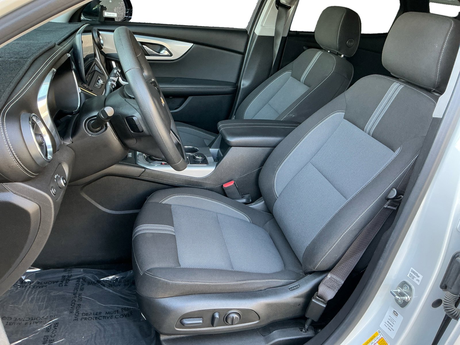 Used 2023 Chevrolet Blazer LT w/ Convenience Package image 9