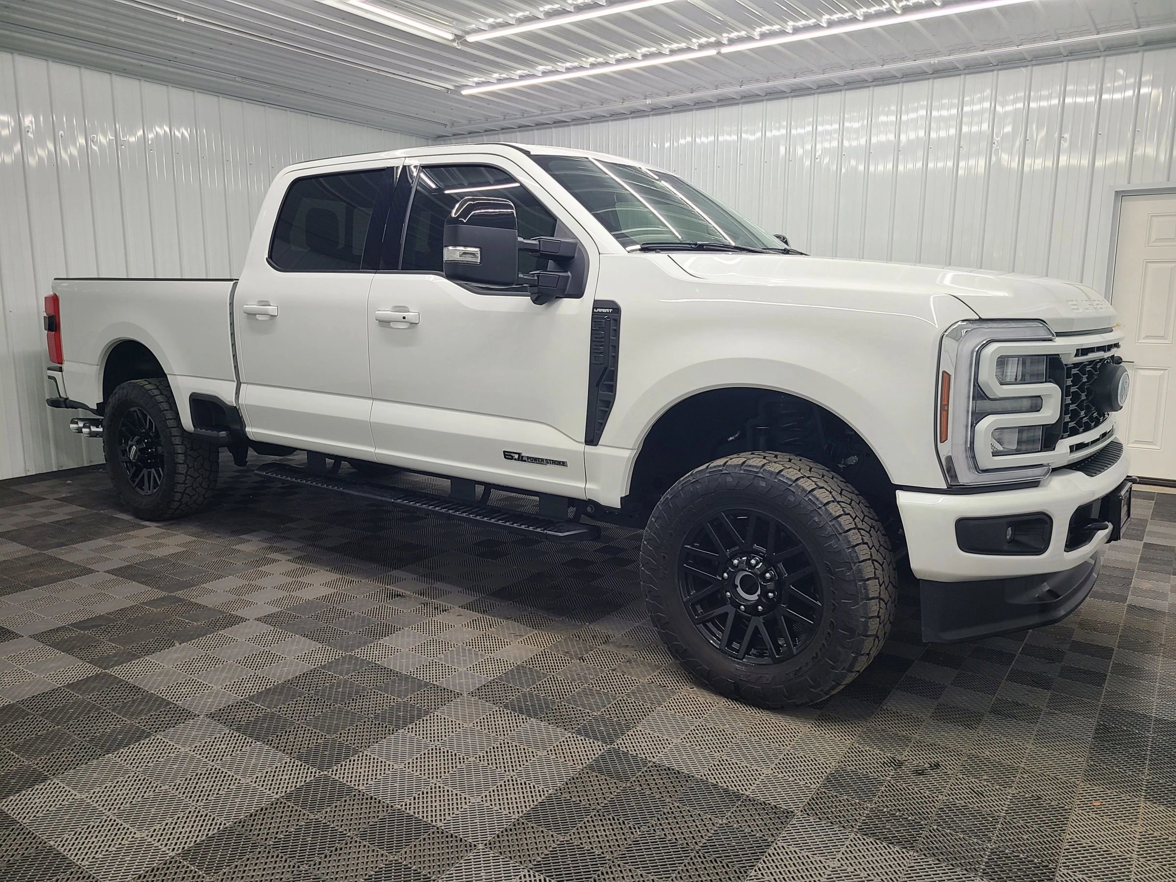 Used 2024 Ford F250 Lariat w/ Sport Appearance Package image 1