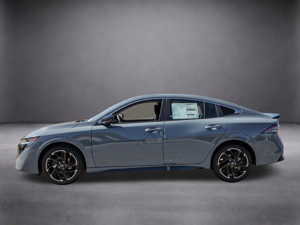 New 2027 Nissan Sentra SR FWD image 8