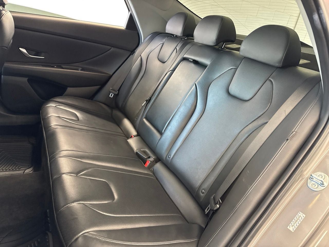 Used 2024 Hyundai Elantra Limited FWD image 36