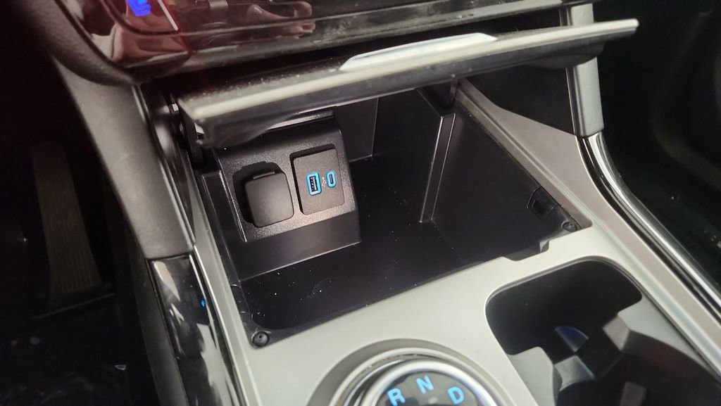 Used 2021 Ford Explorer ST w/ Equipment Group 401A image 19