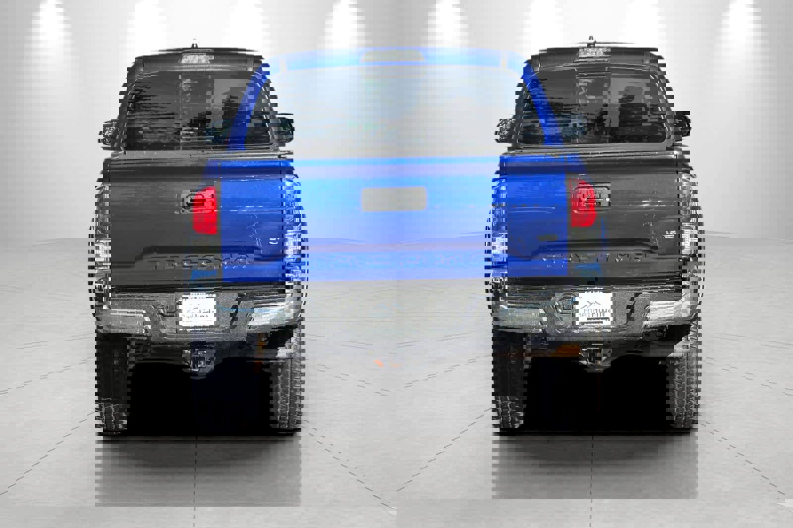 Used 2022 Toyota Tacoma TRD Off-Road image 7