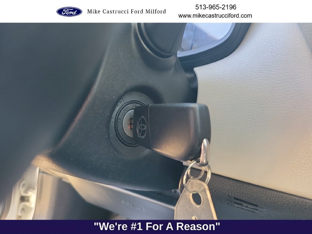 Used 2020 Toyota Corolla LE FWD image 16