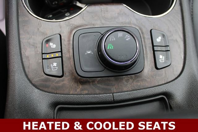 Used 2023 GMC Acadia Denali w/ Denali Technology Package image 5