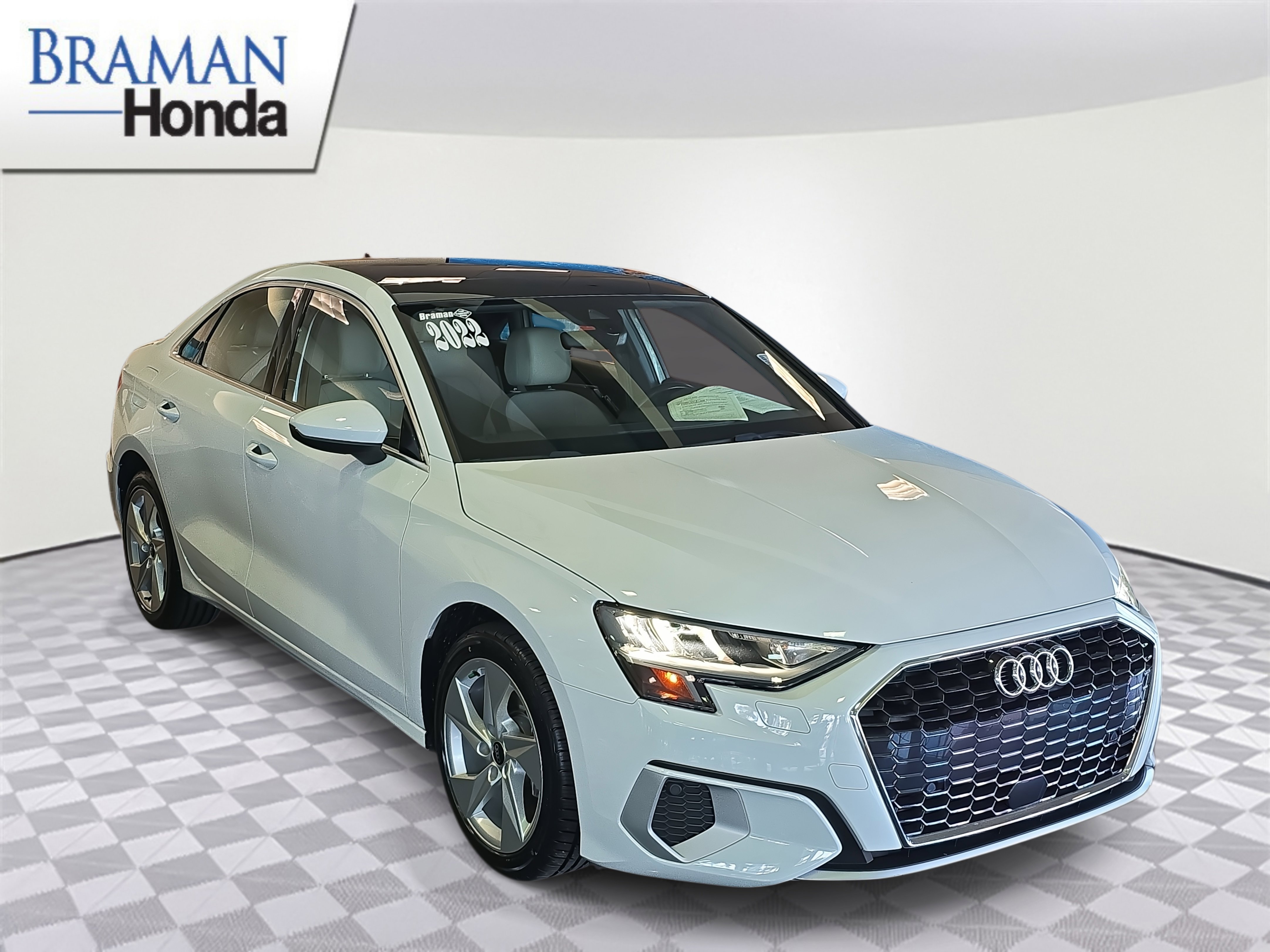Used 2022 Audi A3 2.0T Premium image 2