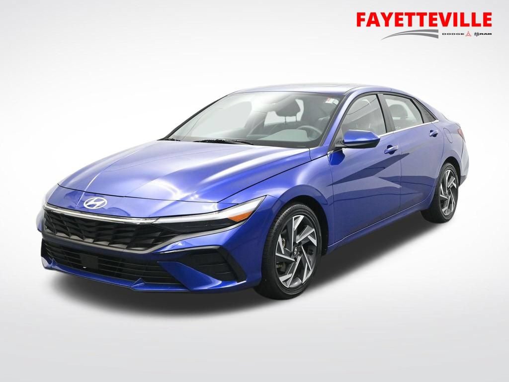 Used 2025 Hyundai Elantra SEL FWD 360° Tour