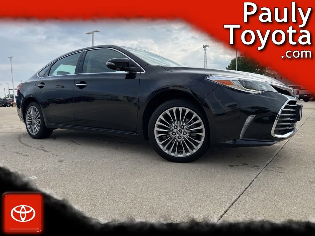 Used 2018 Toyota Avalon Limited FWD video 1