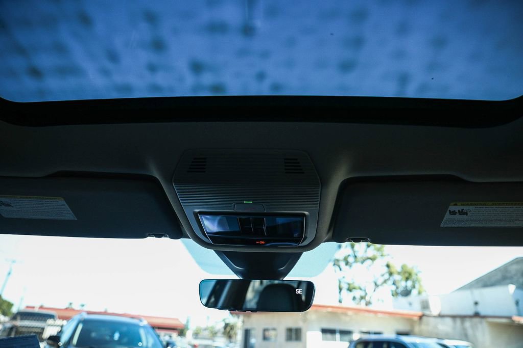 New 2026 Volkswagen Atlas SE image 24