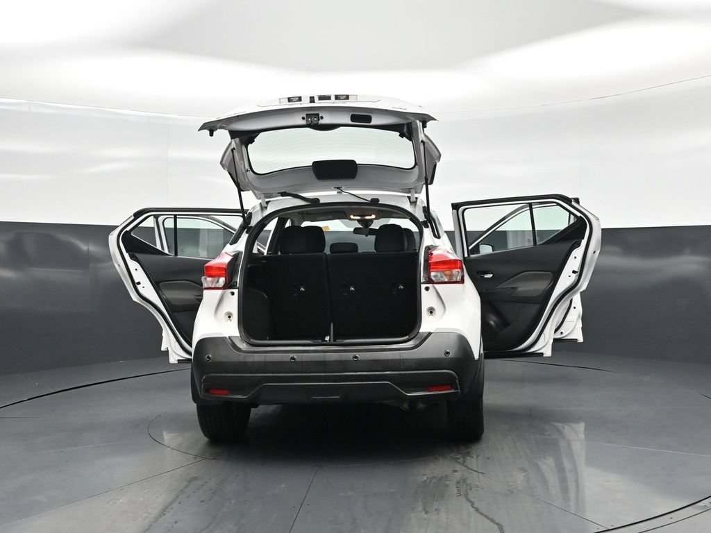 Used 2020 Nissan Kicks SV FWD image 31
