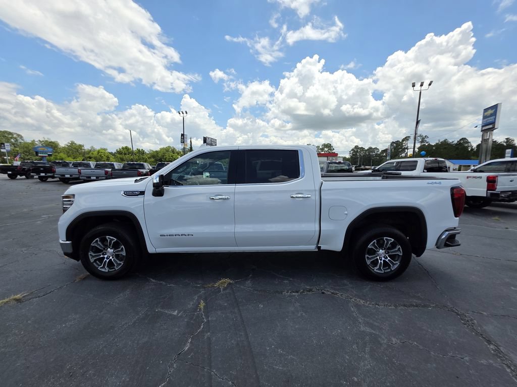 Used 2026 GMC Sierra 1500 SLT AWD/4WD image 3
