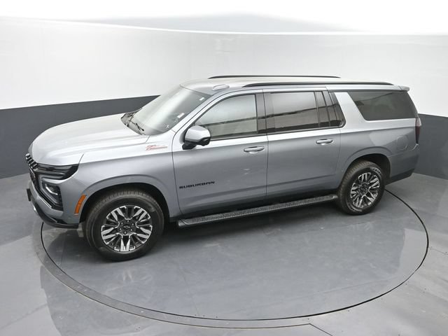 Used 2025 Chevrolet Suburban Z71 AWD/4WD image 34