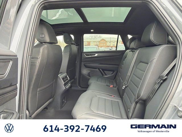 New 2026 Volkswagen Atlas Cross Sport SEL R-Line image 17