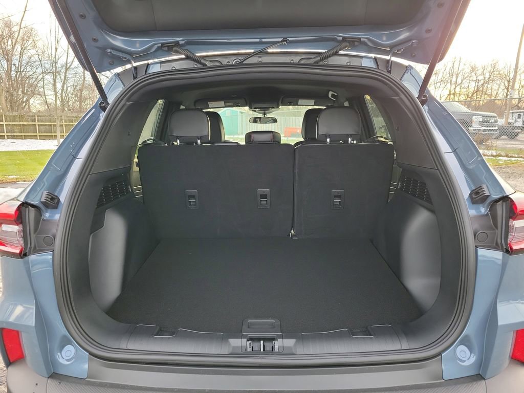 New 2026 Ford Escape ST-Line w/ Cold Weather Package image 10