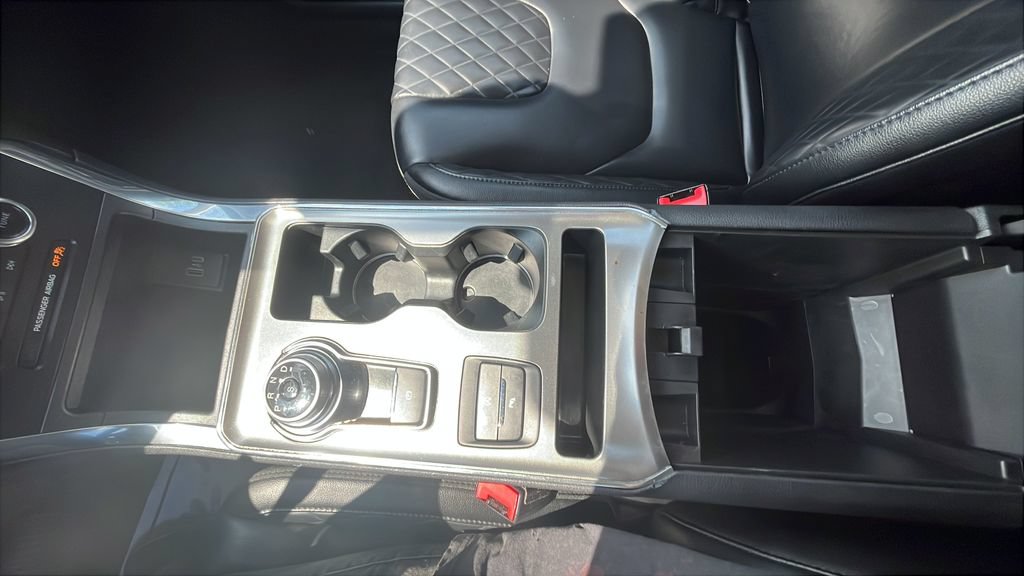 Used 2024 Ford Edge Titanium AWD/4WD image 13