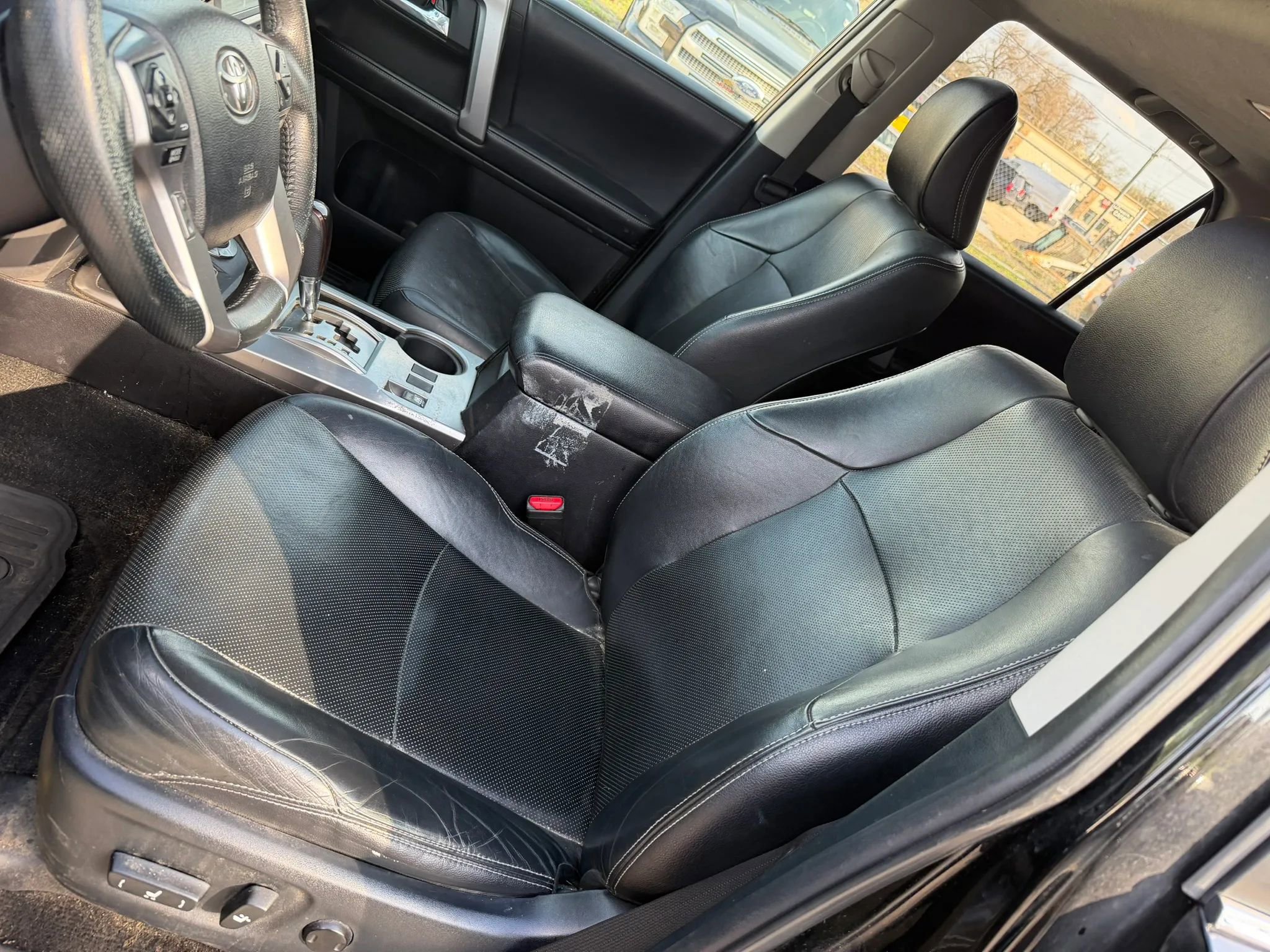 Used 2016 Toyota 4Runner Limited image 34