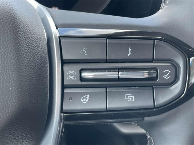 New 2025 Chevrolet Colorado LT w/ LT Convenience Package image 13