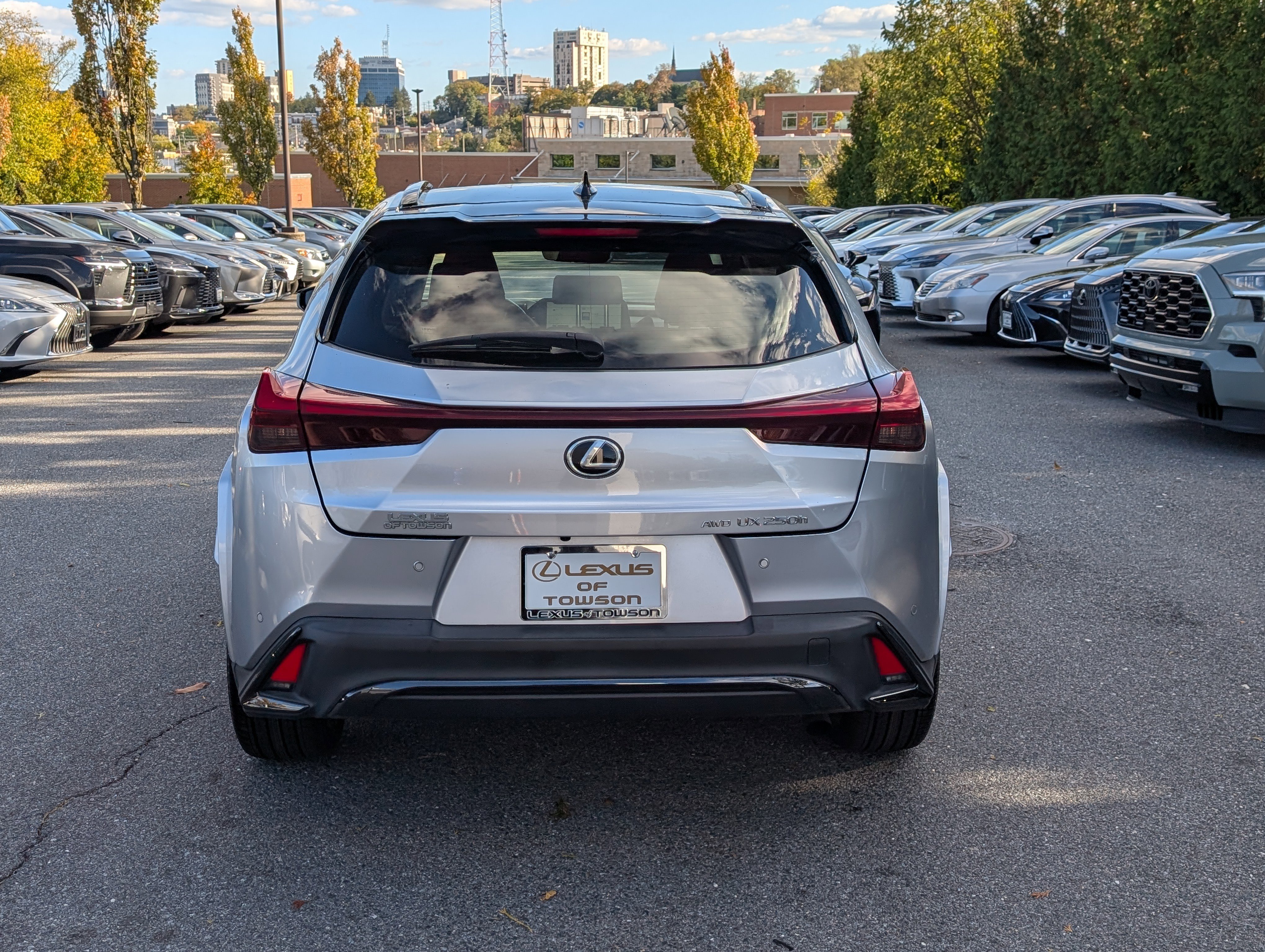 Used 2023 Lexus UX 250h F Sport image 4