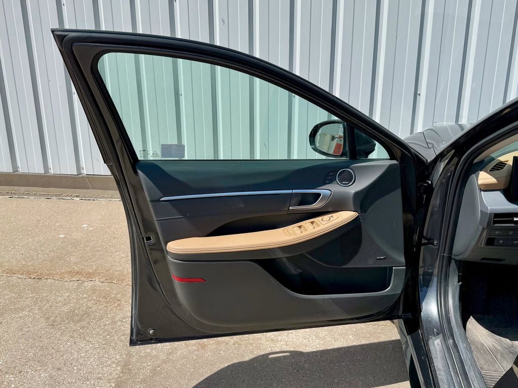 Used 2024 Hyundai Sonata Limited FWD image 14