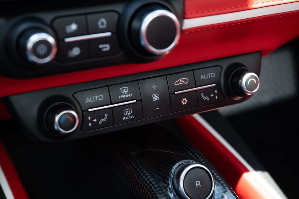 Used 2023 Ferrari Portofino M RWD image 45