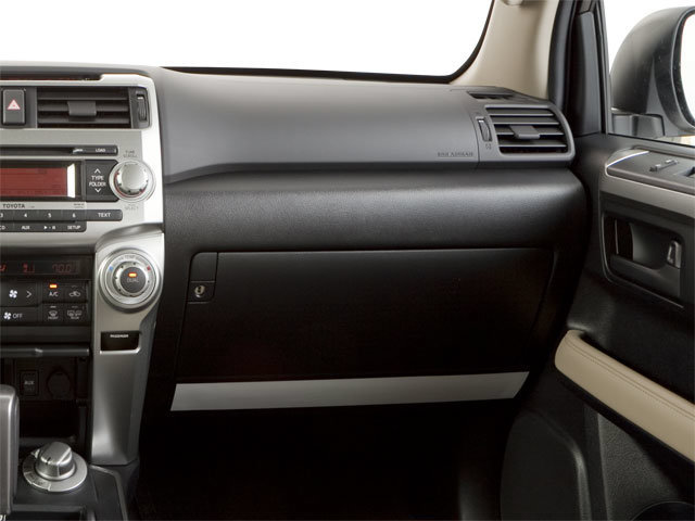 Used 2010 Toyota 4Runner SR5 AWD/4WD image 20