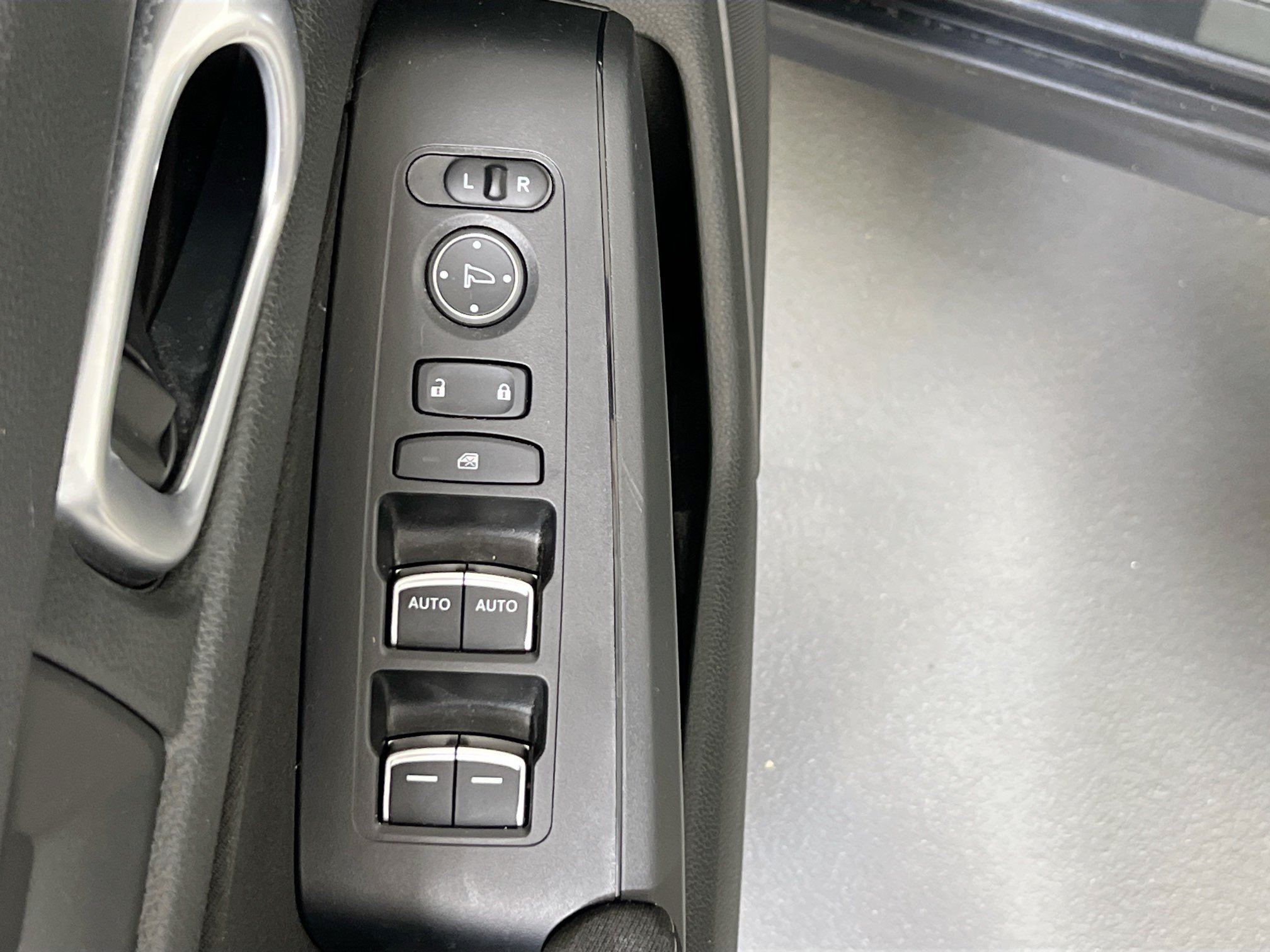 Used 2023 Honda Civic Sport image 17