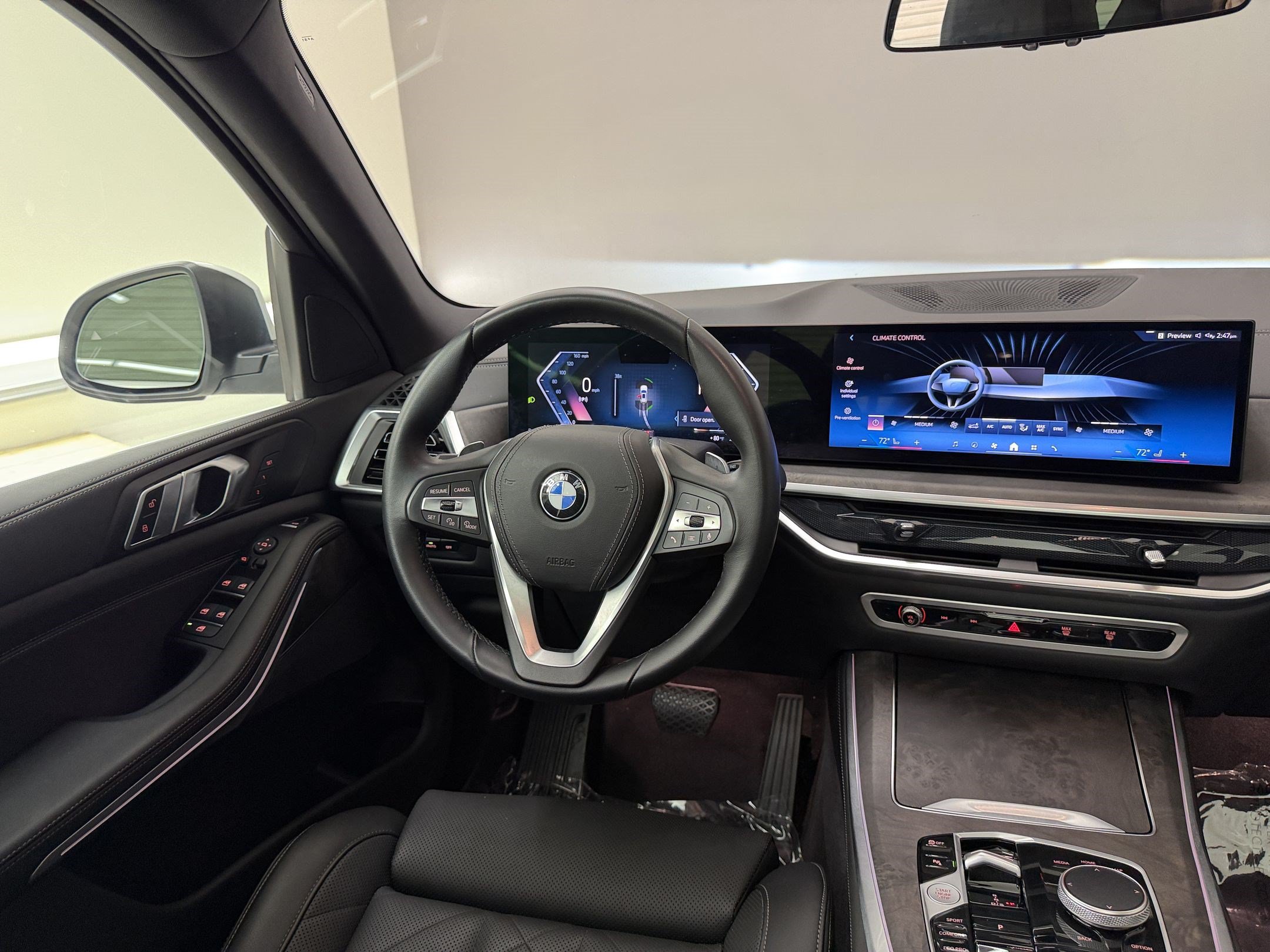 Certified 2024 BMW X5 xDrive40i w/ Parking Assistance Package AWD/4WD image 28