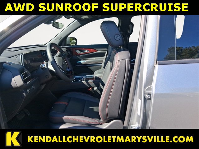 Used 2024 Chevrolet Traverse RS image 9