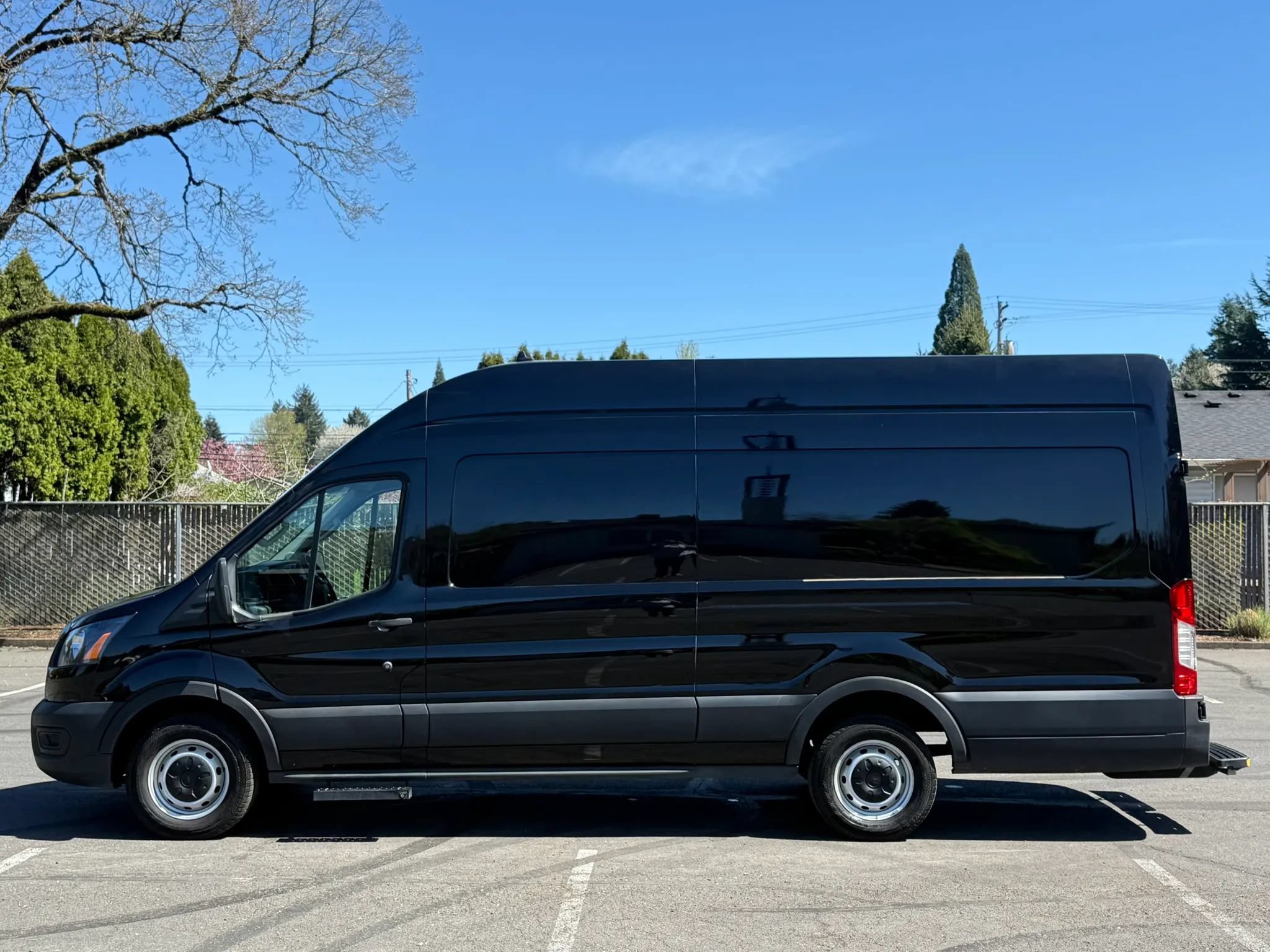 Used 2023 Ford Transit 250 148 High Roof Extended w/ Load Area Protection Package RWD image 2