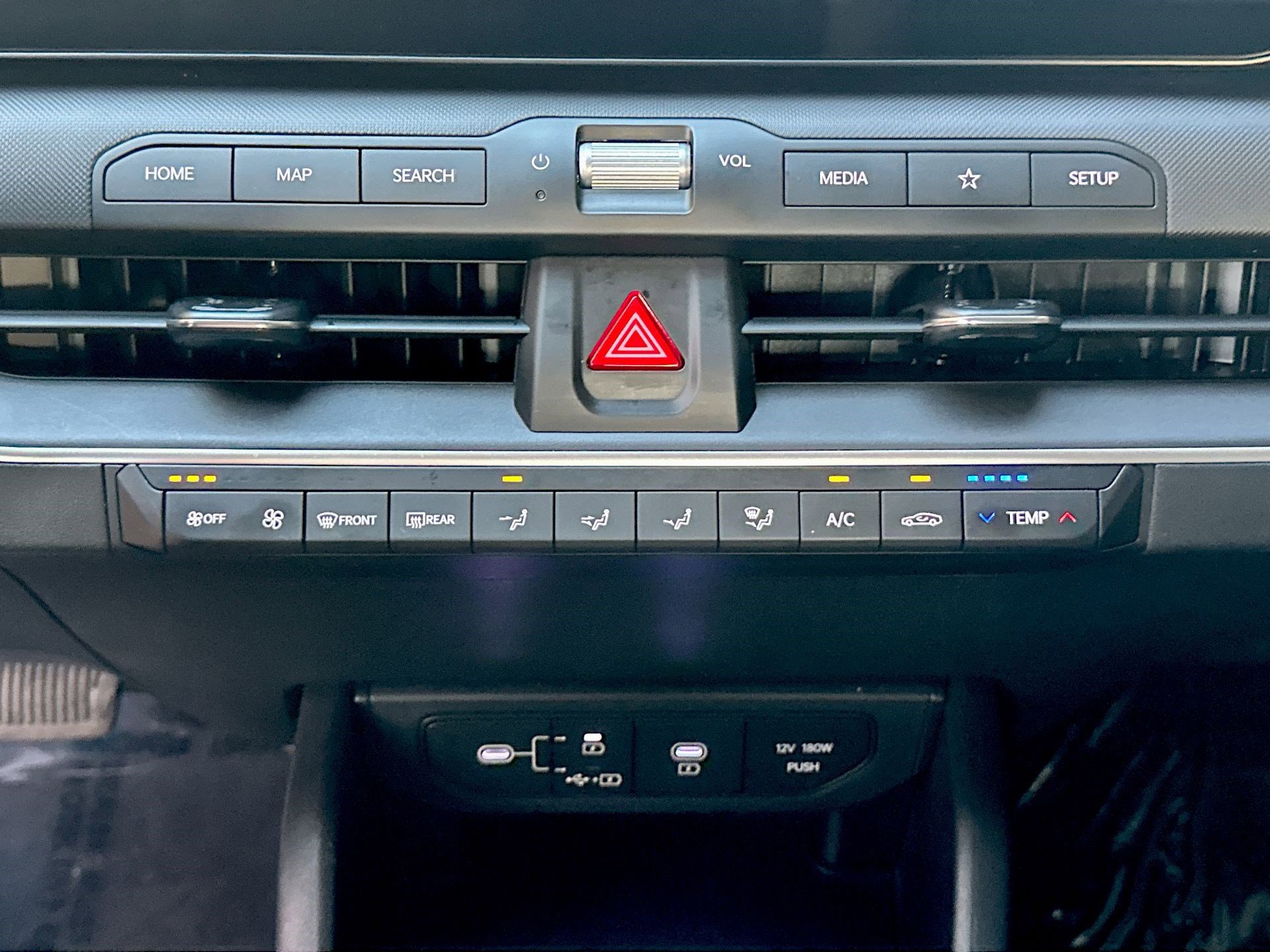 Used 2025 Kia K4 LXS image 16