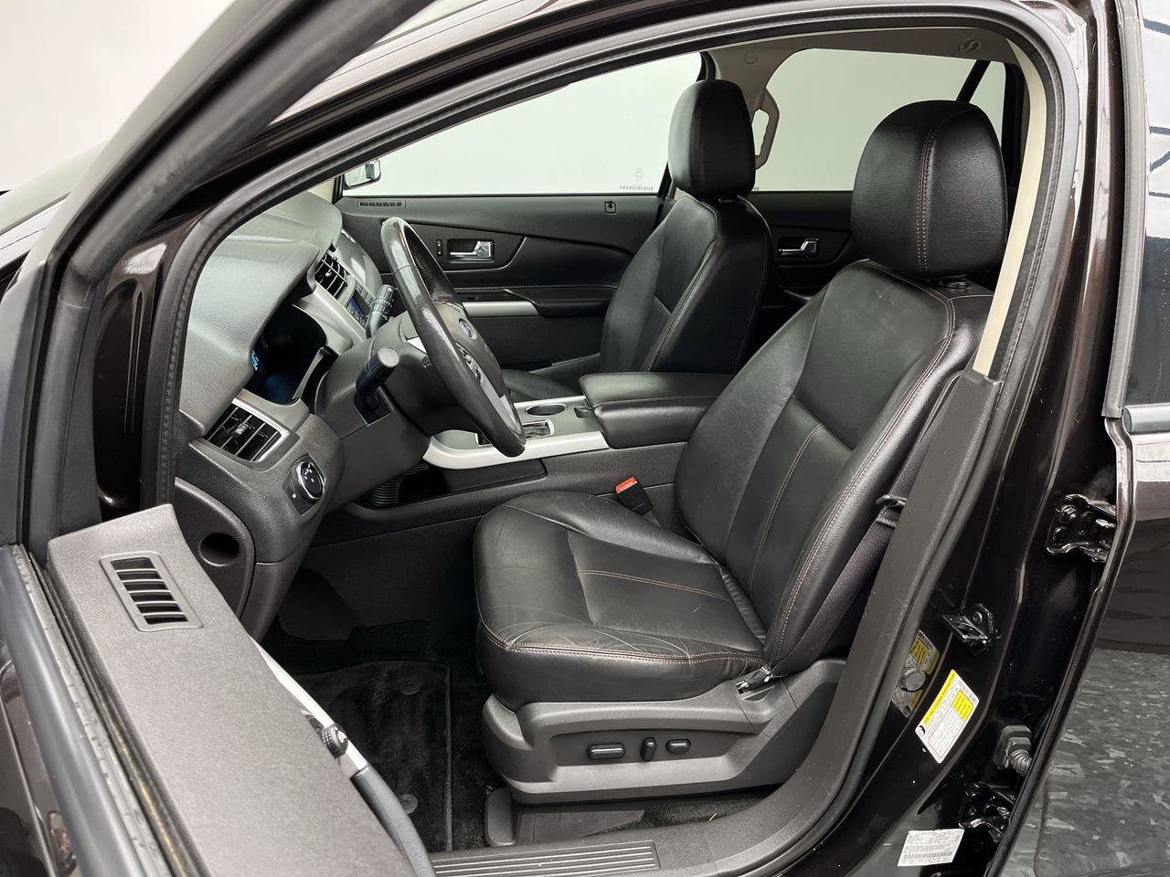 Used 2013 Ford Edge SEL FWD image 9