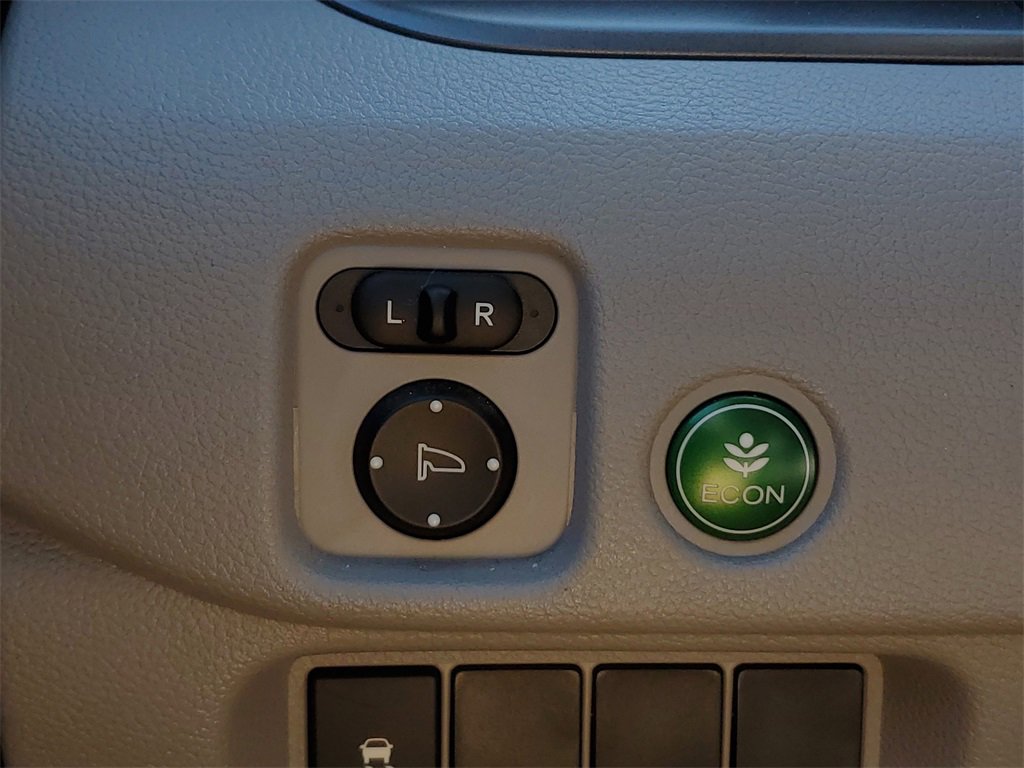 Used 2018 Honda Pilot LX image 31