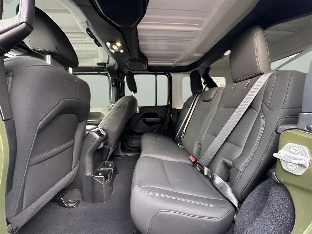 Used 2021 Jeep Wrangler Unlimited Sport image 29