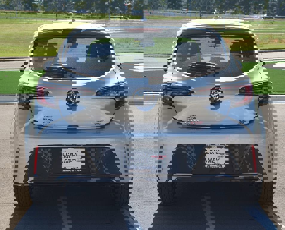 Used 2023 Toyota Corolla XSE image 3