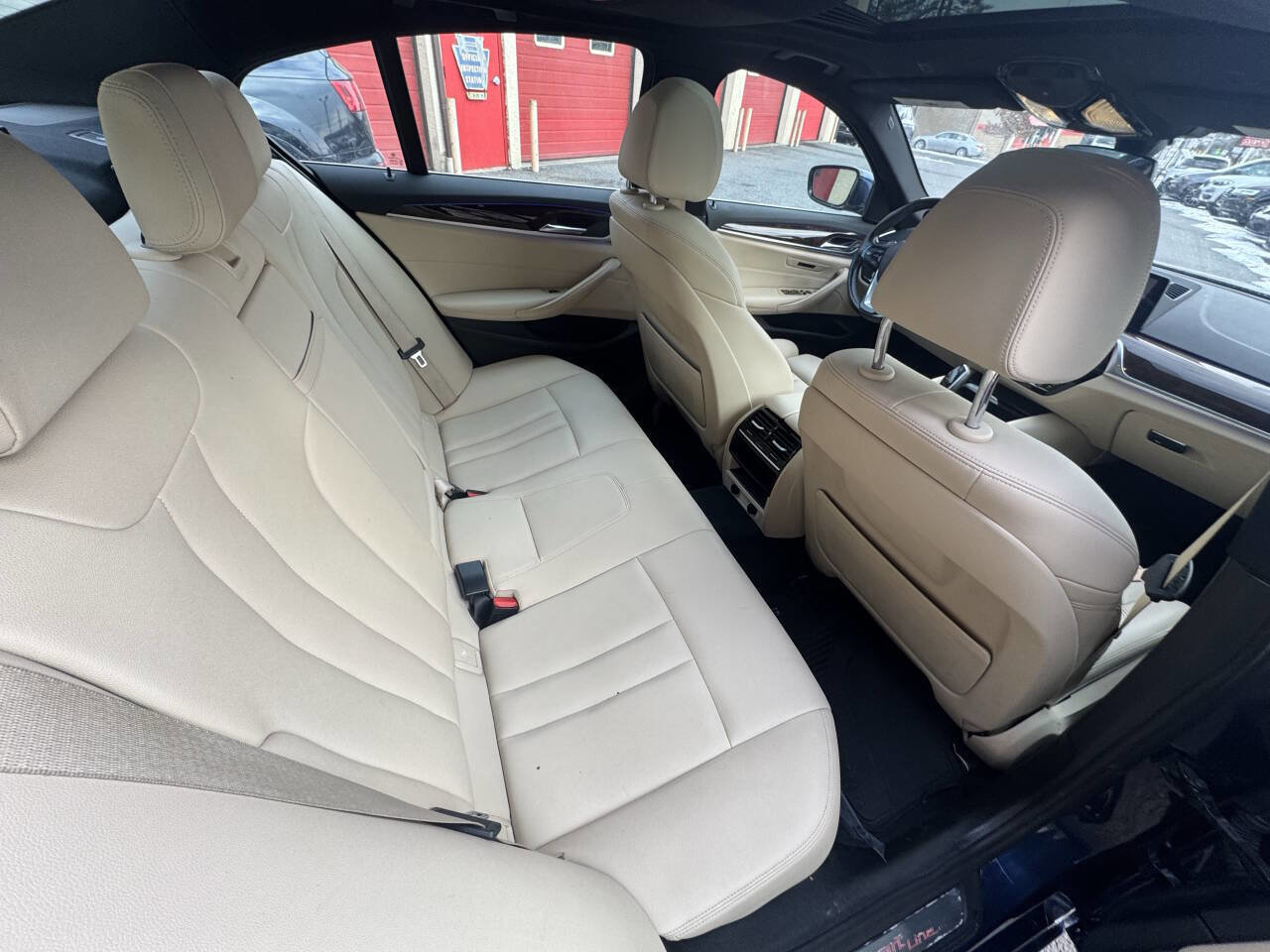 Used 2019 BMW 530i xDrive image 20