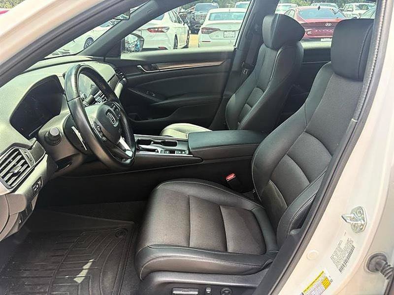 Used 2022 Honda Accord Sport image 11