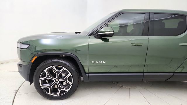 Used 2024 Rivian R1T Adventure AWD/4WD image 9