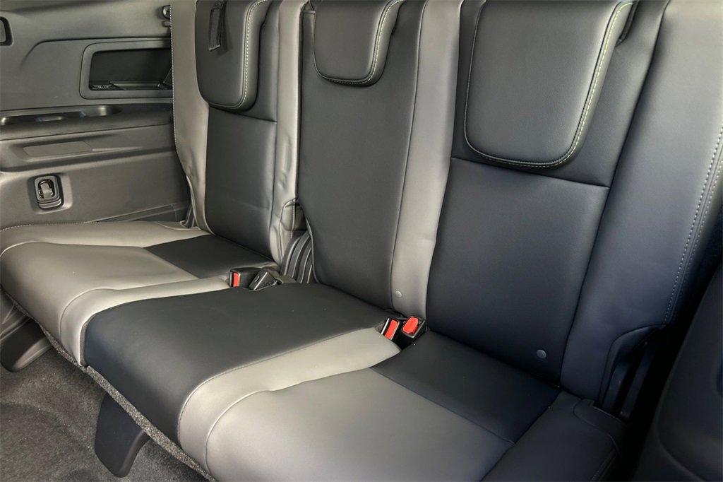 New 2025 Subaru Ascent Onyx Edition image 19