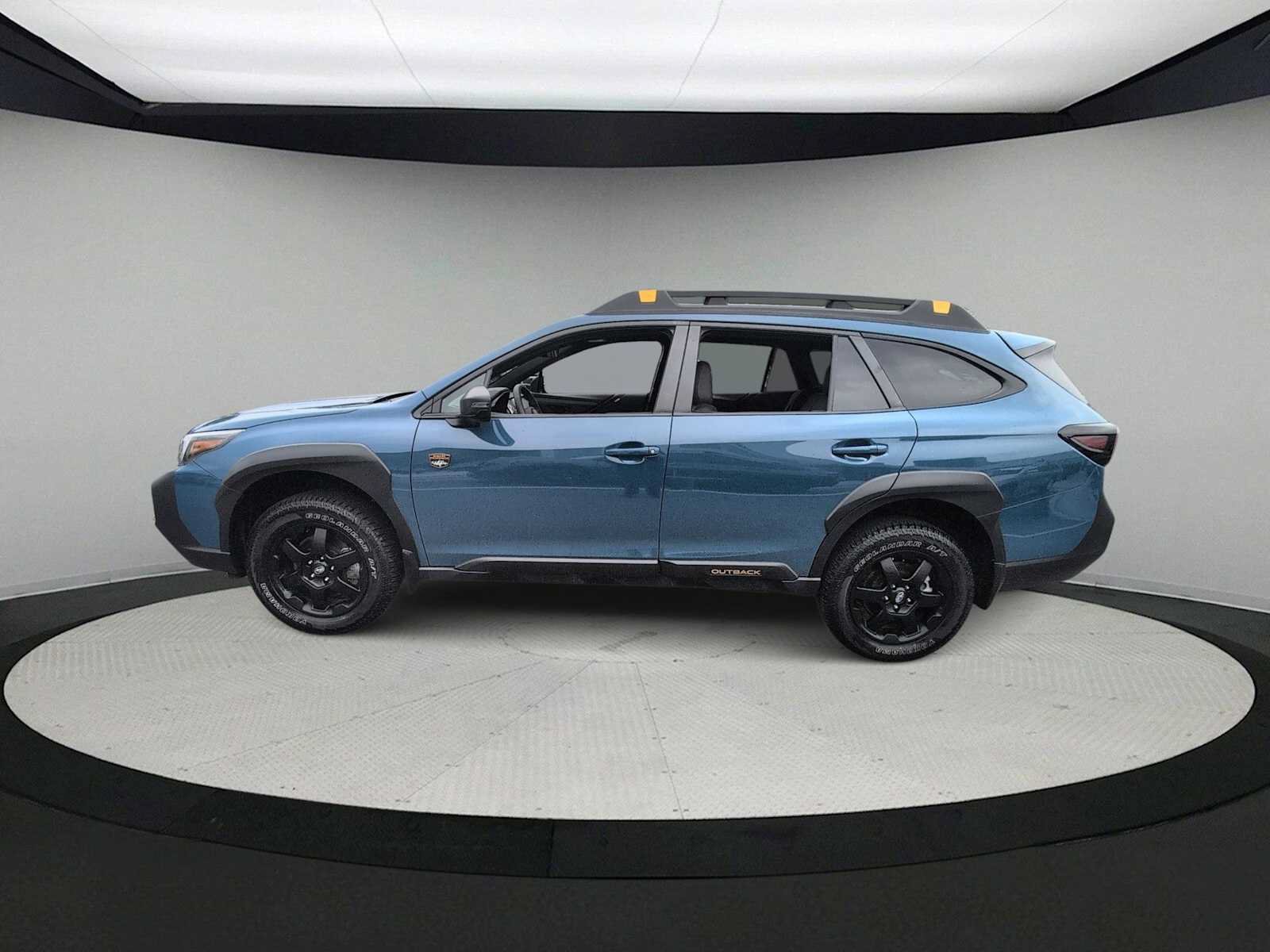 Used 2025 Subaru Outback Wilderness AWD/4WD image 5