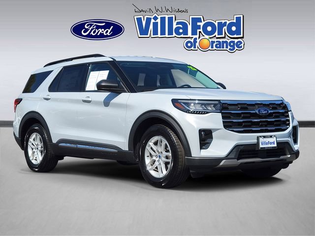 Used 2025 Ford Explorer Active w/ Active Comfort Package RWD image 1