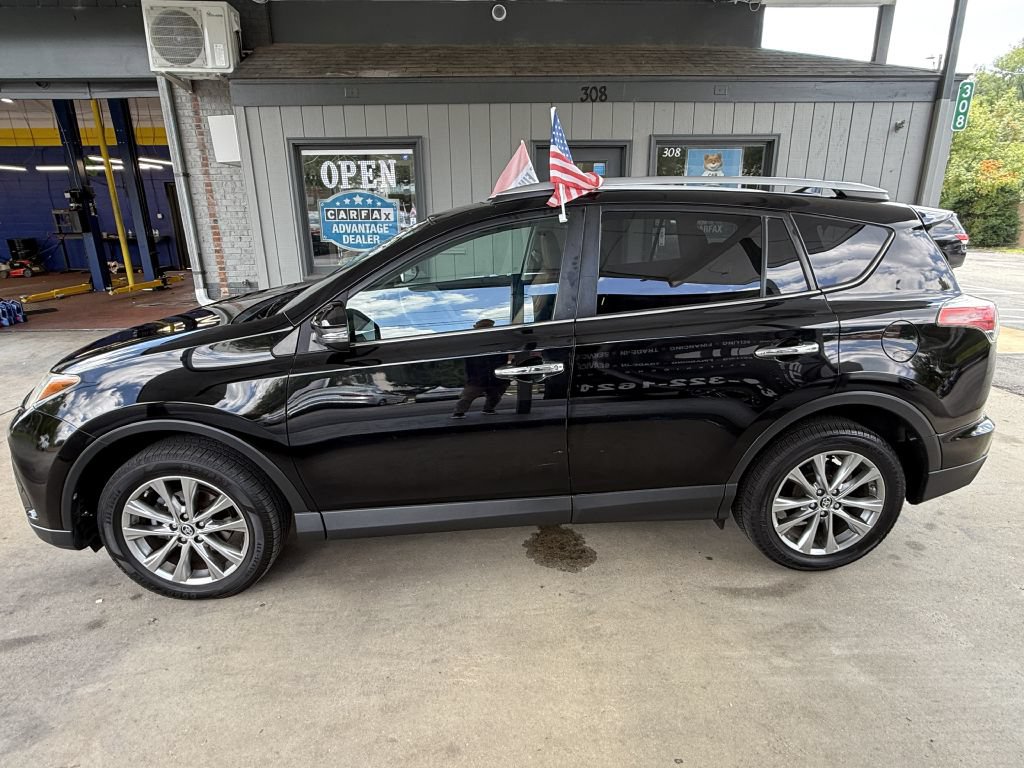 Used 2016 Toyota RAV4 Limited w/ Advanced Technology Package AWD/4WD image 8