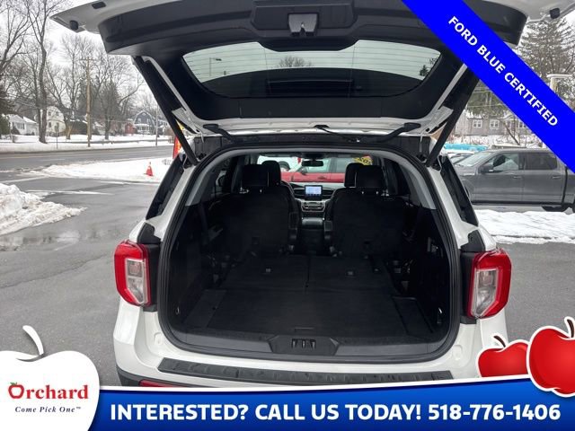 Certified 2023 Ford Explorer XLT w/ Equipment Group 202A image 9