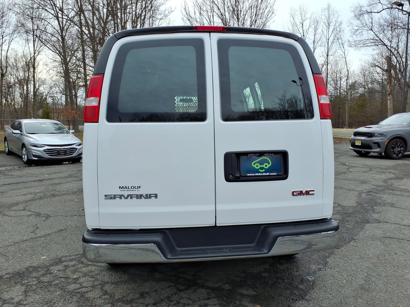 Certified 2024 GMC Savana 2500 w/ Driver Convenience Package RWD image 6