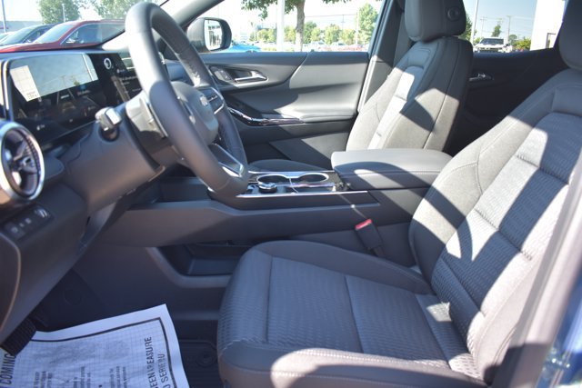New 2027 Chevrolet Equinox LT FWD image 13