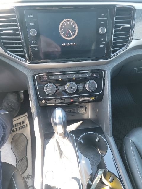 Used 2020 Volkswagen Atlas Cross Sport SEL image 11