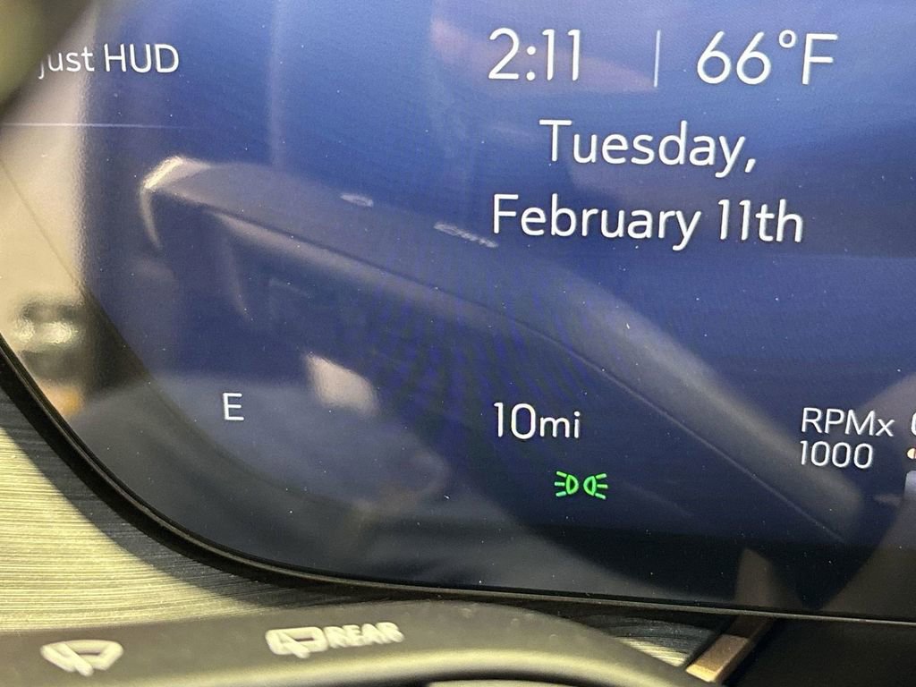 New 2025 Buick Envision Sport Touring image 16