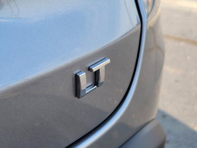 New 2026 Chevrolet Trax LT w/ Sunroof Package FWD image 30
